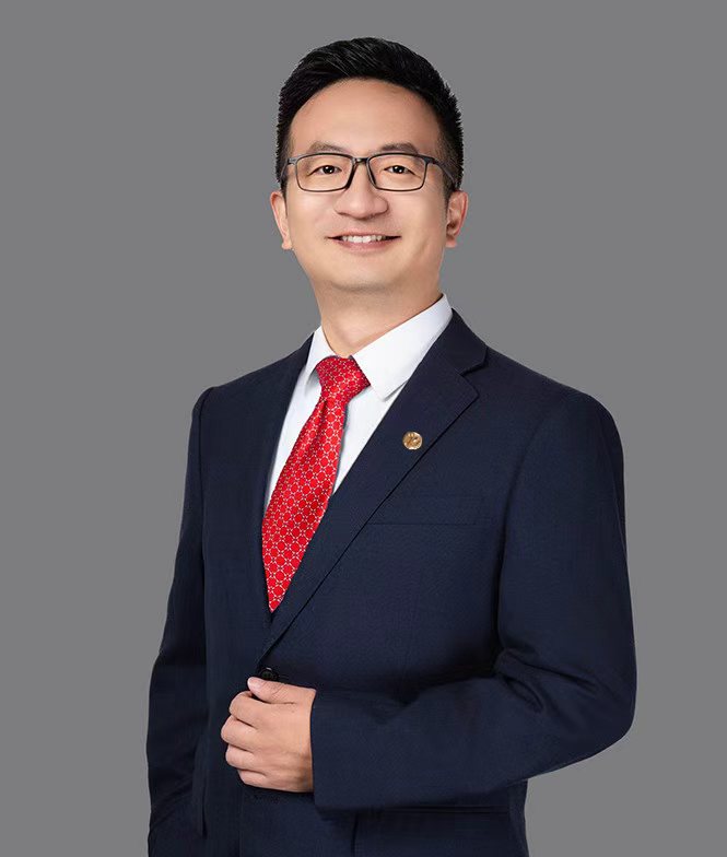 潘轶杰先生